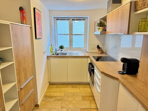 Ofen, Herdplatte, Geschirrspüler