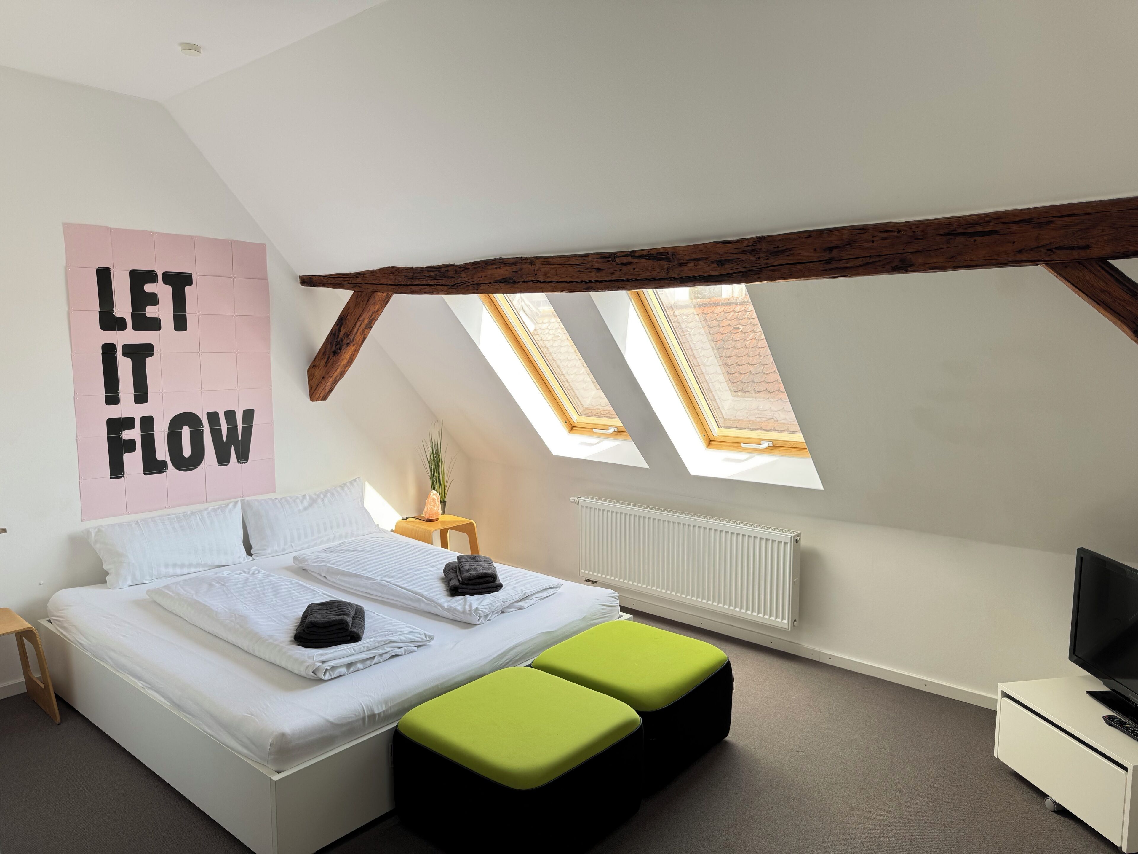 Fer et planche à repasser, Wi-Fi, draps fournis