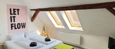 Fer et planche à repasser, Wi-Fi, draps fournis