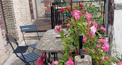 Appartement avec terrasse - GĂźte au Village 89120 DICY