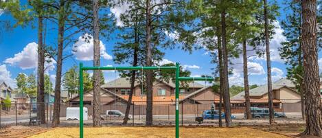 Enceinte de lâhĂ©bergement