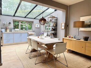 Dining - Tranquil Seaside Cottage by NewFo (Milford on Sea)