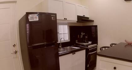 Entire Home Unit2/Netflix/AC/Washer