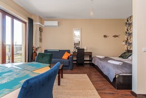 1 habitación, tabla de planchar con plancha y wifi gratis 