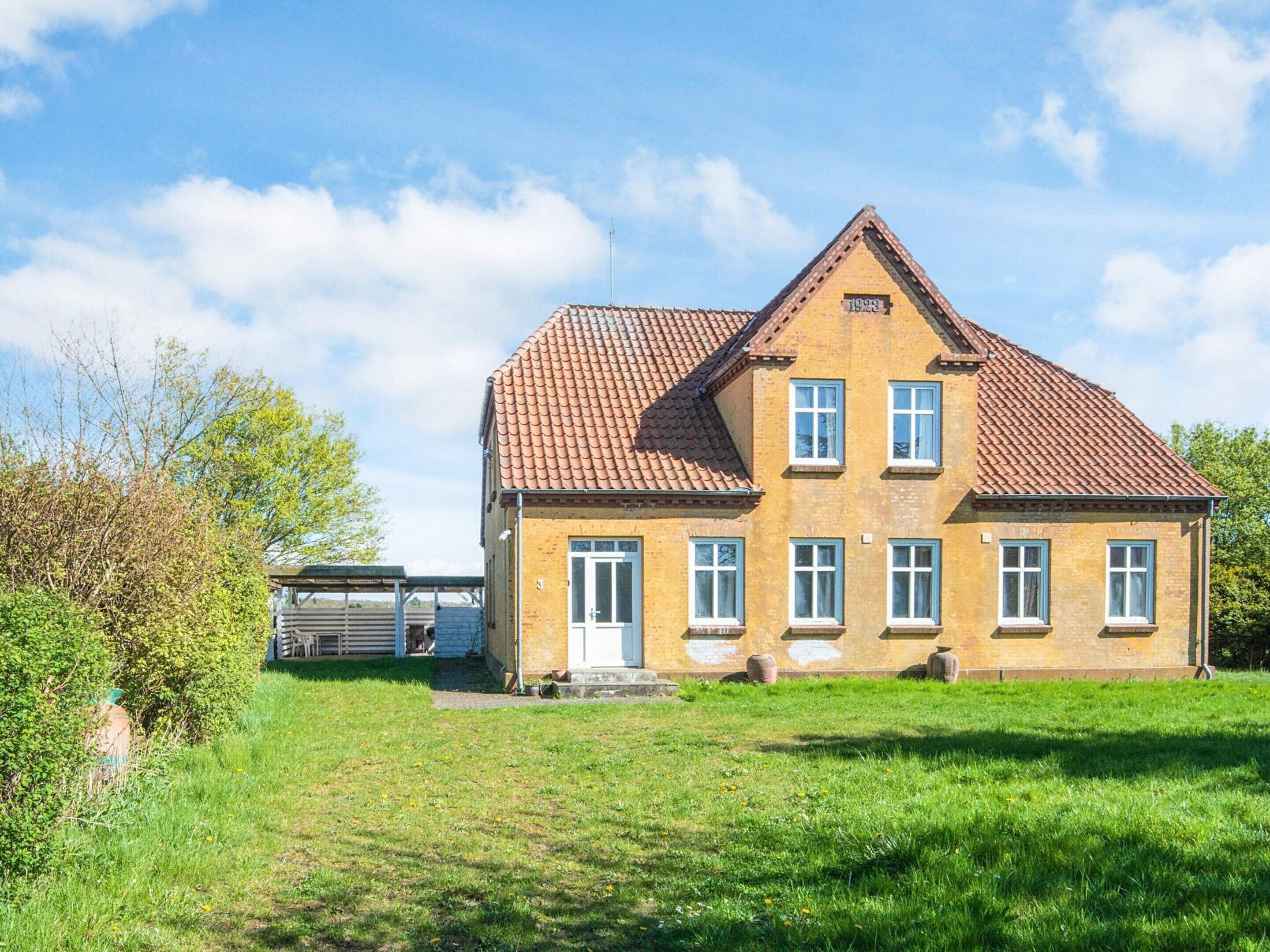 House | Exterior