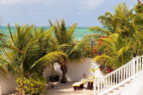 Tangerine Sunsets Pomelo East