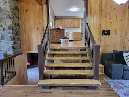 Interior. Spacious 5-bedroom house in charming Mayo with WiFi, AC