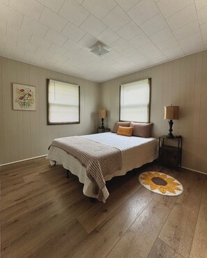 3 bedrooms, WiFi, bed sheets