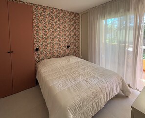 2 habitaciones, tabla de planchar con plancha y wifi 
