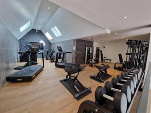 Fitness facility - Mobile home with shared pool in Saint-Arnoult (Saint-Arnoult)