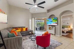 4 bedrooms, desk, iron/ironing board, free WiFi