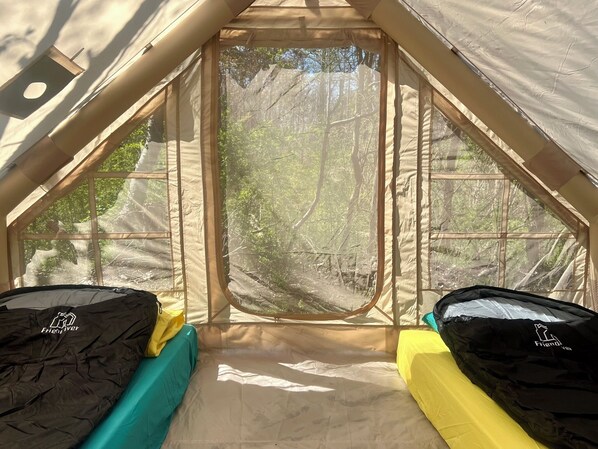 1 bedroom, in-room safe, WiFi, bed sheets