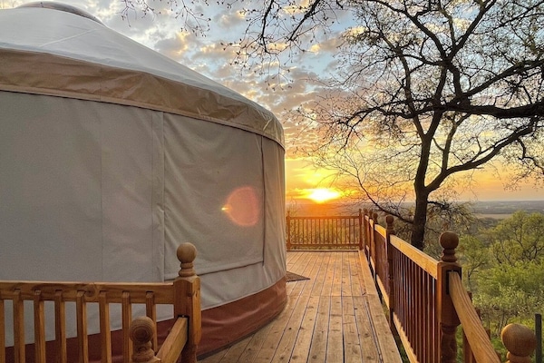 b8a1a00d-228f-46ba-9358-057f2d9baa45