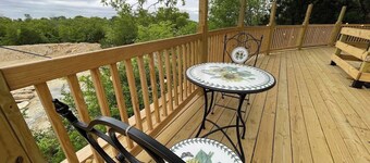 Covered Wagon in Mineral Wells