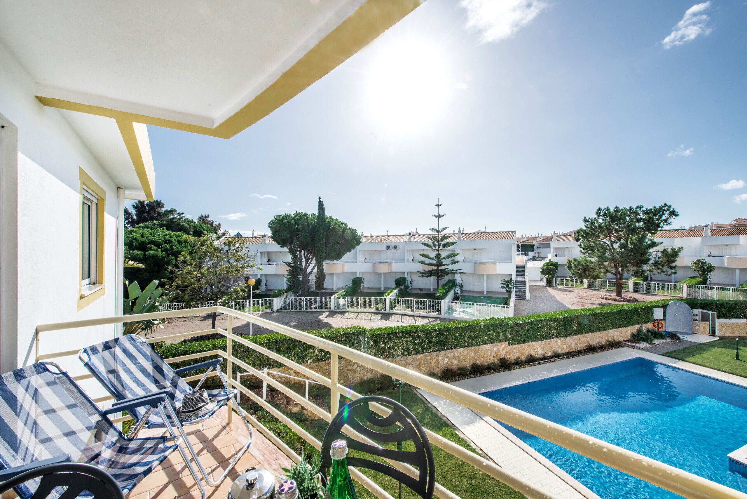 Et oppvarmet basseng