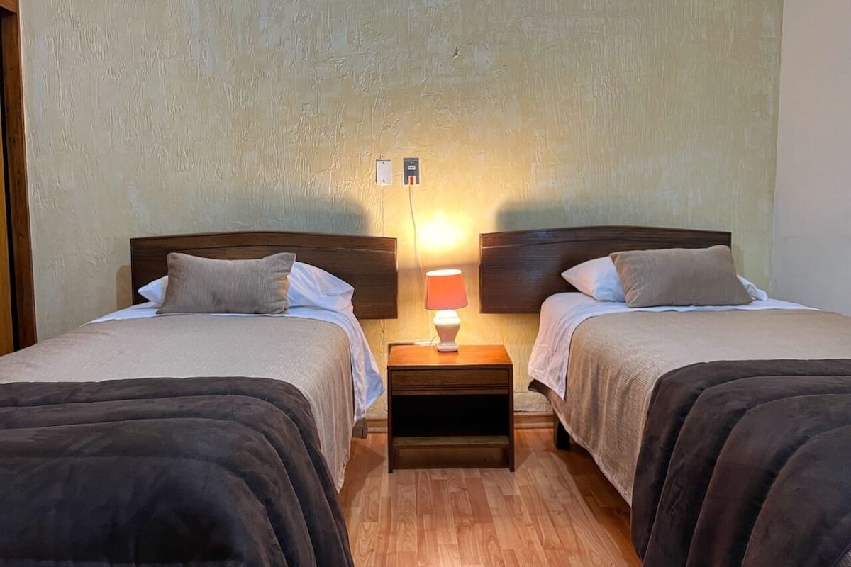 Twin Room | In-room safe, desk, laptop workspace, free WiFi