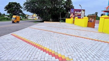 EntrĂ©e de lâhĂ©bergement