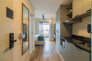 1 chambre, fer et planche à repasser, lit parapluie, Wi-Fi gratuit