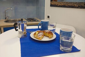 تناول الطعام