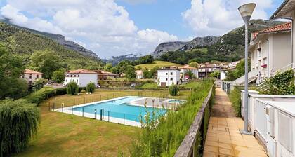 Villa in Arredondo. Arredondo between rivers and mountains, 20 minutes from the beaches.
