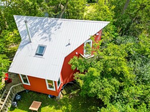 Exterior - Private Island. Charming 3-bed on. Boat included.  WiFi, AC in tranquil Fox Lake (Fox Lake)