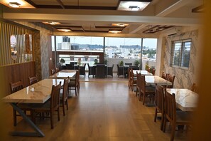 Restaurant - VISTHARA a unit of Suraksha Stay (Bangalore)