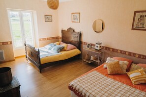 舒适四人房, 花园景观 | 免费 WiFi