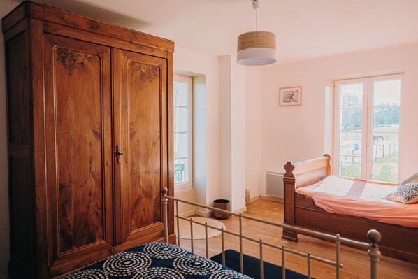Deluxe Double Room, Garden View