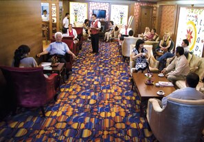 Bar (on property) - Linda (Istanbul)