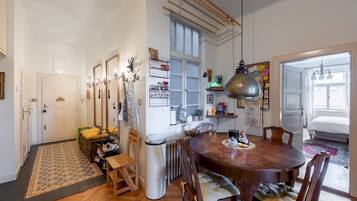 Apartment | 3 bedrooms, Internet