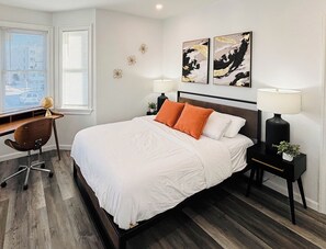 2 bedrooms, iron/ironing board, WiFi, bed sheets