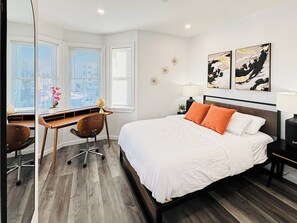 2 bedrooms, iron/ironing board, WiFi, bed sheets