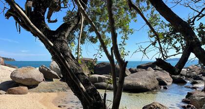 Pedra Suite 5 minutes from Veloso Beach