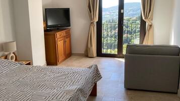 4 chambres, fer et planche Ă repasser, Wi-Fi