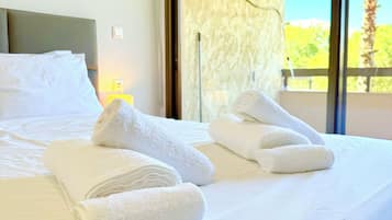 1 habitación, tabla de planchar con plancha, wifi y ropa de cama