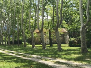 Overnatningsstedets område