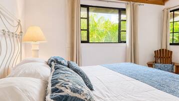 1 bedroom, in-room safe, iron/ironing board, free WiFi