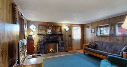 Marr's Mountain Cabins - Cabin 4