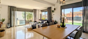 Villa Serenità by Prolocal ideal for families, sea and services nearby.