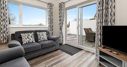 Fern Cottage - Dog Friendly Cottage With Hot Tub