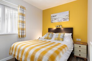 House - Fern Cottage - Dog Friendly Cottage With Hot Tub (Kilgetty)