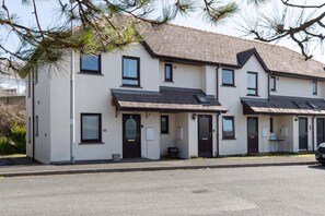 2 bedrooms - Little Haven - Cosy Tenby Apartment (Tenby)