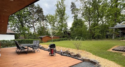 Quietly located modern vacation accommodation with a view of the Edersee National Park