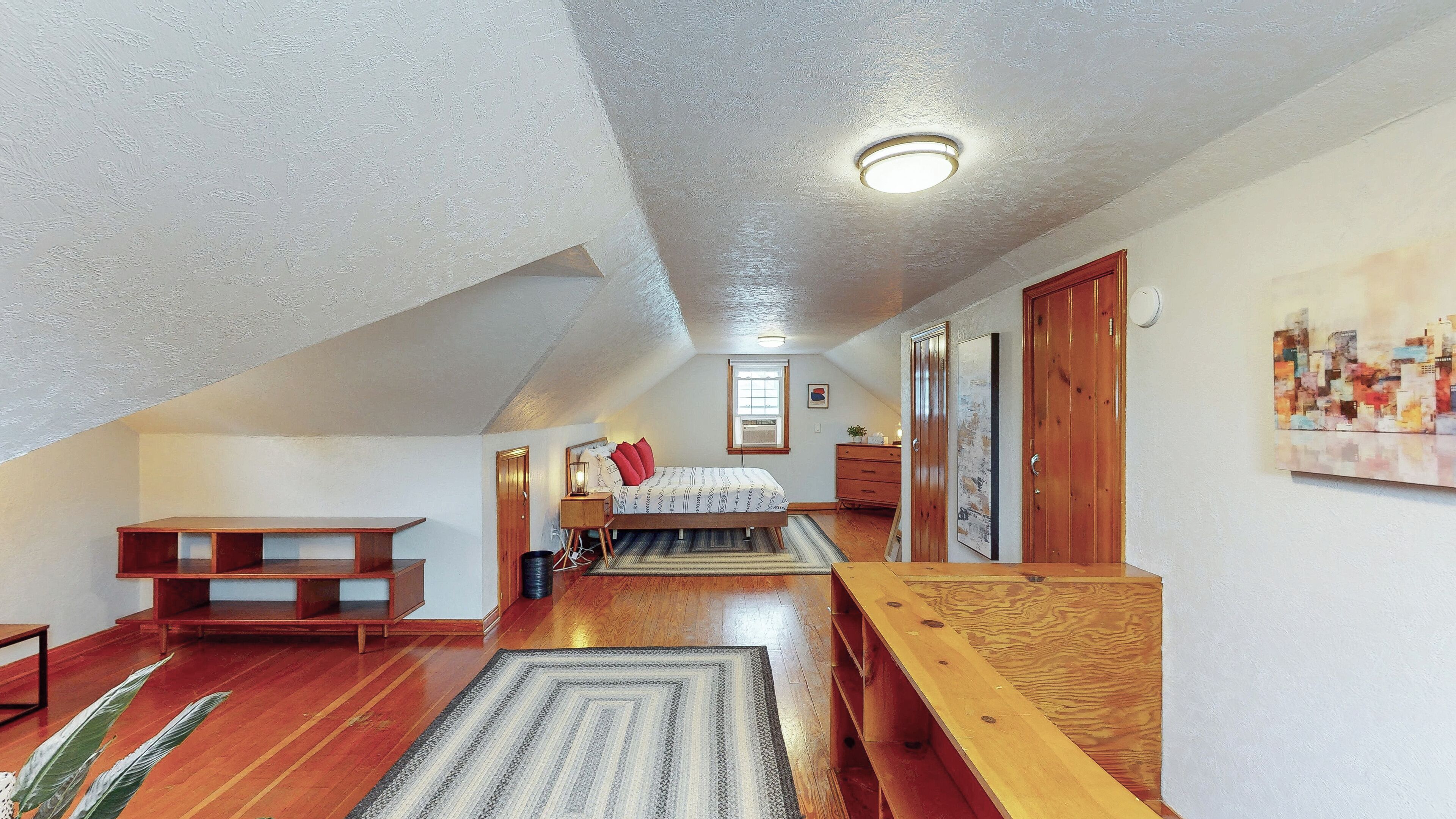 3 makuuhuonetta, silitysrauta/-lauta, Wi-Fi, vuodevaatteet