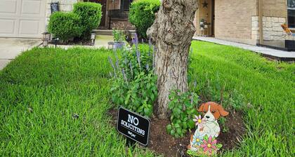 Spacious 4-bedroom house with WiFi, AC and Heat, in welcoming Pflugerville.