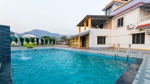 Unclassified image, 3 of 15, button - 7 Pearl Holidays Farmhouse (Karjat)