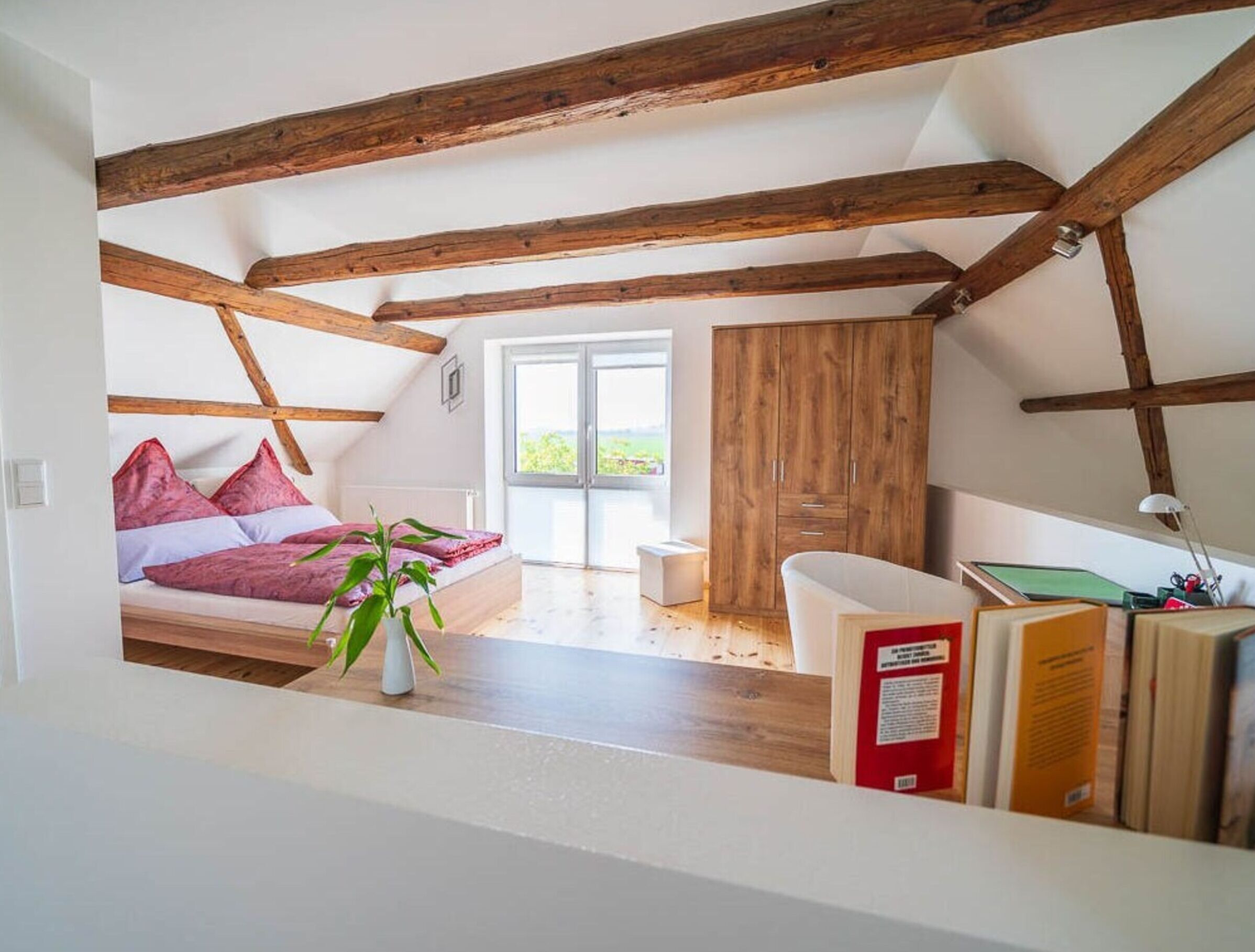 1 bedroom, individually furnished