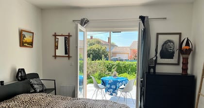 Master suite in single-storey house with terrace