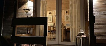 To the hay Bale Wagon