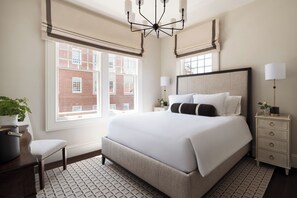 Standard Double Room, City View | In-room safe, blackout drapes, soundproofing, iron/ironing board - 86 State Circle - Luxury Boutique Hotel (Annapolis)